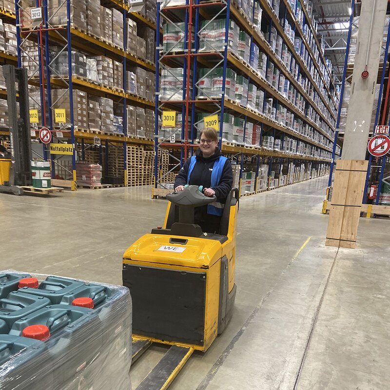 Unsere Logistik in Elsdorf auf einen Blick: